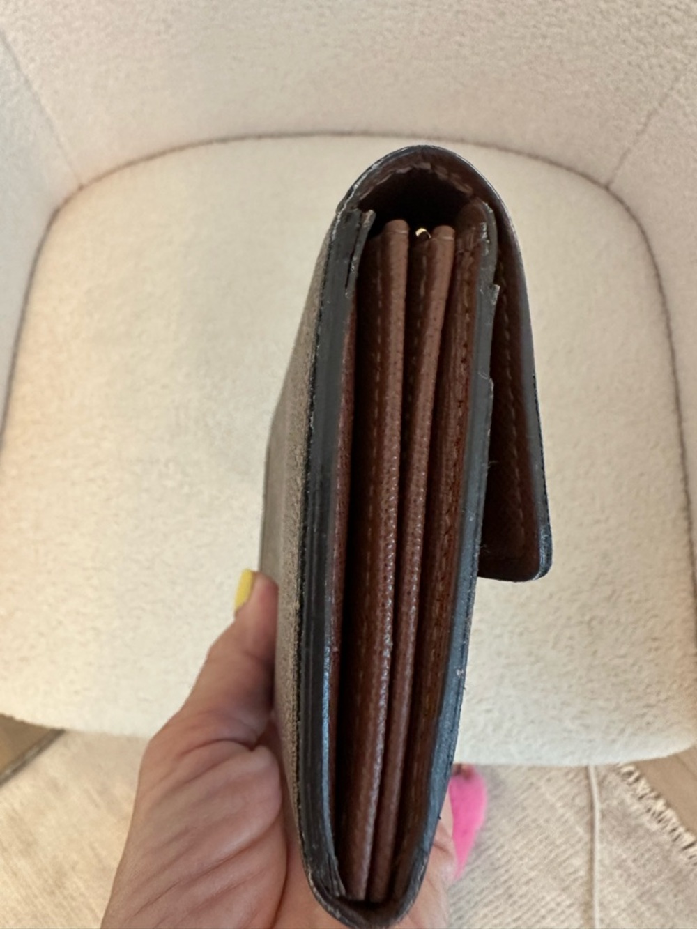Louis Vuitton Monogram Sarah Wallet - Picture 2 of 7